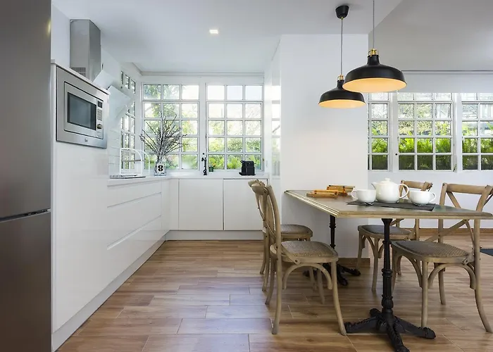 Genteel San Leandro *